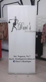 Achizitioneaza sisteme Roll Up banner de dimensiuni standard, mari si modele premium.